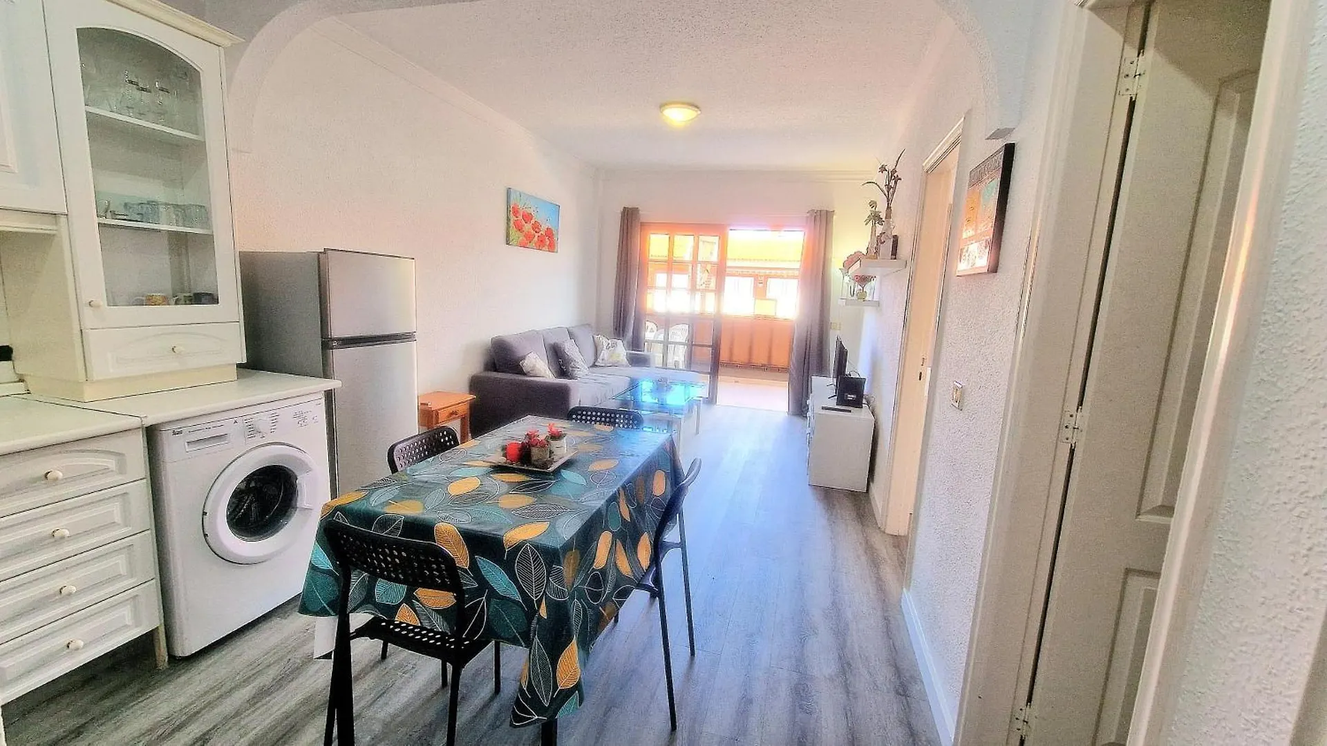 Cozy Apartment Tenerife South Wifi & Pool Costa Del Silencio Spain