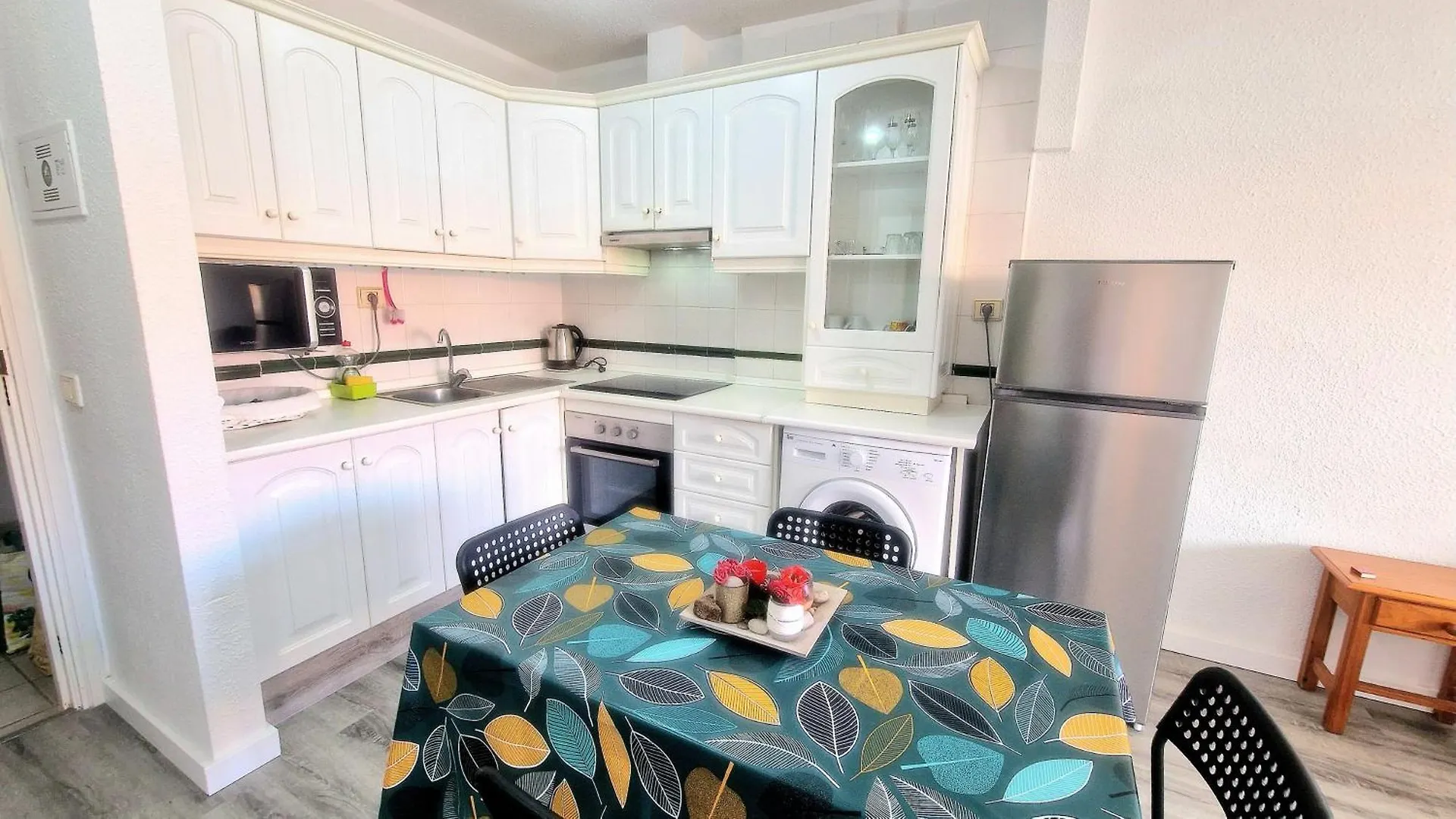 Cozy Apartment Tenerife South Wifi & Pool Costa Del Silencio
