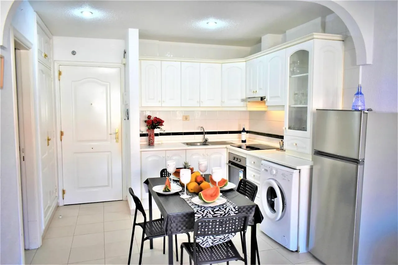 Cozy Apartment Tenerife South Wifi & Pool Costa Del Silencio 0*,  Spain