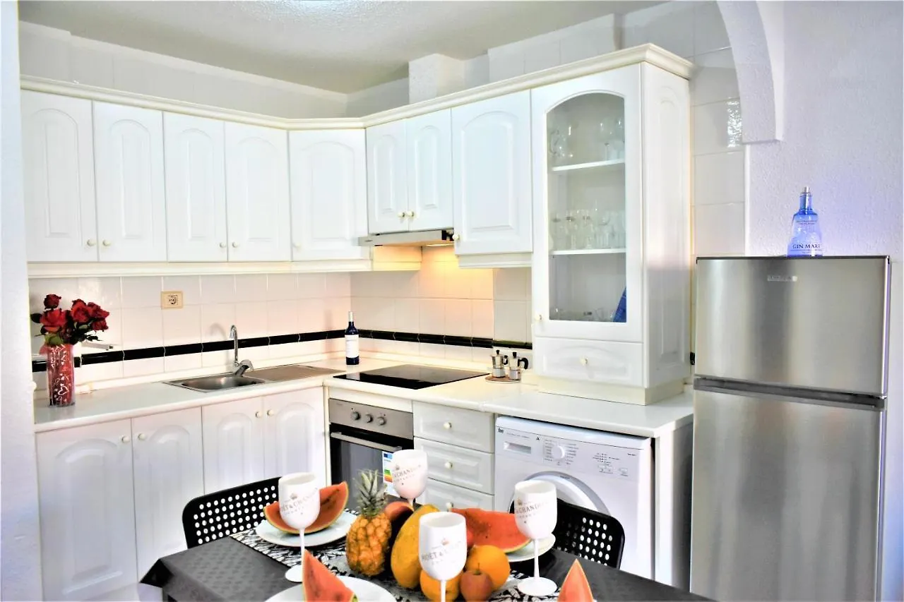 Cozy Apartment Tenerife South Wifi & Pool Costa Del Silencio